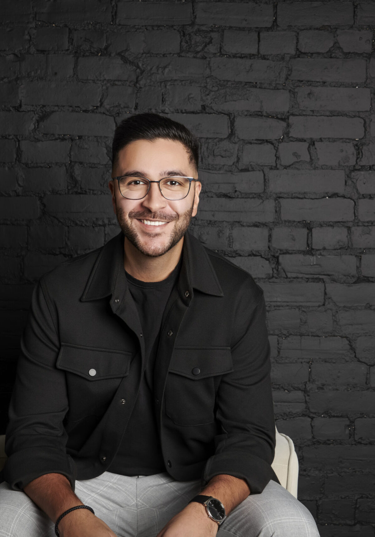 Karan Black Brick Wall 12